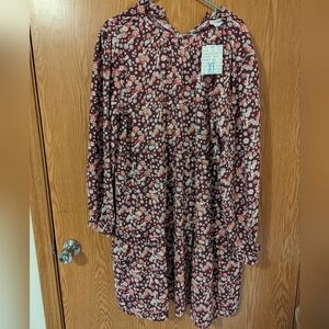 LulaRoe Annabelle, XL, plum background with pink, Gray and white floral